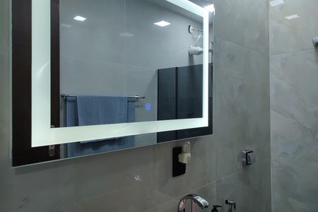 Casa de condomínio para alugar com 323m², 5 quartos e 3 vagas Casa de condomínio para alugar com 323m², 5 quartos e 3 vagasBanheiro Social