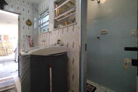 Casa de condomínio para alugar com 323m², 5 quartos e 3 vagas Casa de condomínio para alugar com 323m², 5 quartos e 3 vagasÁrea de Serviço