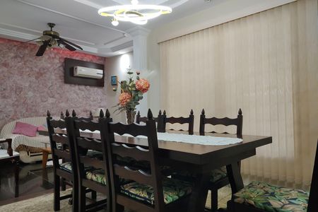 Casa de condomínio para alugar com 323m², 5 quartos e 3 vagas Casa de condomínio para alugar com 323m², 5 quartos e 3 vagasSala