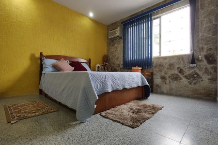 Casa de condomínio para alugar com 323m², 5 quartos e 3 vagas Casa de condomínio para alugar com 323m², 5 quartos e 3 vagasSuíte