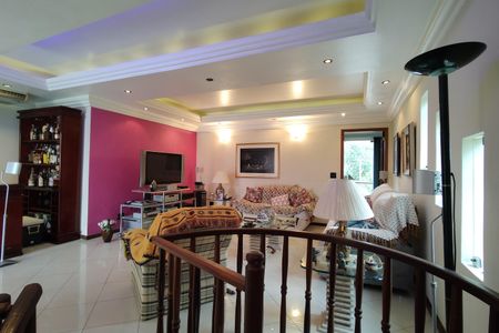 Casa de condomínio para alugar com 323m², 5 quartos e 3 vagas Casa de condomínio para alugar com 323m², 5 quartos e 3 vagasCobertura