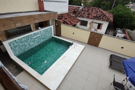 Casa de condomínio para alugar com 323m², 5 quartos e 3 vagas Casa de condomínio para alugar com 323m², 5 quartos e 3 vagasPiscina