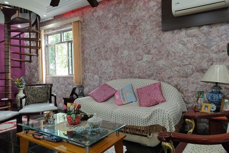 Casa de condomínio para alugar com 323m², 5 quartos e 3 vagas Casa de condomínio para alugar com 323m², 5 quartos e 3 vagasSala