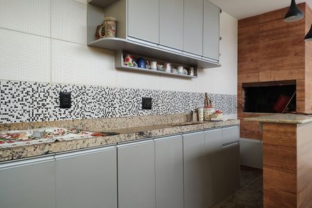 Casa de condomínio para alugar com 323m², 5 quartos e 3 vagas Casa de condomínio para alugar com 323m², 5 quartos e 3 vagasChurrasqueira