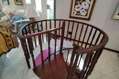 Casa de condomínio para alugar com 323m², 5 quartos e 3 vagas Casa de condomínio para alugar com 323m², 5 quartos e 3 vagasCobertura