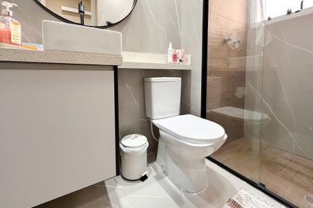 Apartamento à venda com 55m², 2 quartos e 1 vagaBanheiro Social