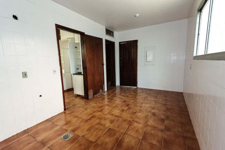 Casa à venda com 720m², 5 quartos e 10 vagasÁrea de Serviço