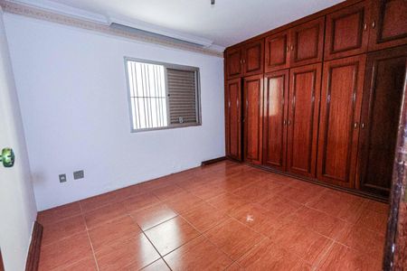 Casa à venda com 720m², 5 quartos e 10 vagasQuarto 3