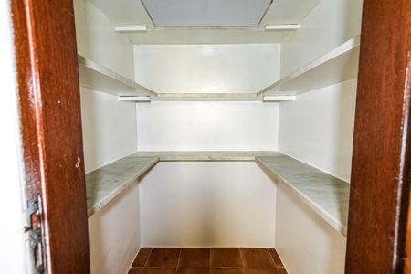 Casa à venda com 720m², 5 quartos e 10 vagasdespen