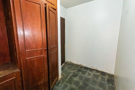 Casa à venda com 720m², 5 quartos e 10 vagasQuarto de Serviço