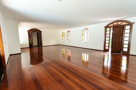 Sala de casa à venda com 5 quartos, 720m² em Santa Lúcia, Belo Horizonte