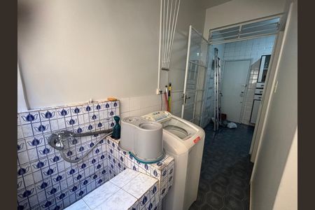 Apartamento para alugar com 130m², 3 quartos e 1 vagaÁrea de serviço