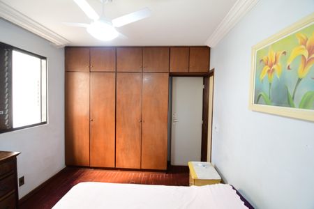 Apartamento à venda com 127m², 3 quartos e 1 vagaQuarto 1