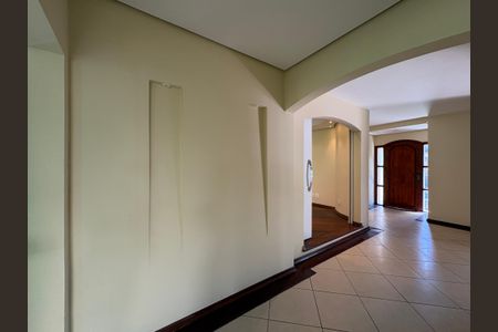 Casa à venda com 341m², 5 quartos e sem vagaEntrada