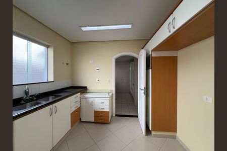 Casa à venda com 341m², 5 quartos e sem vagaCozinha