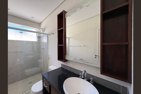 Casa à venda com 341m², 5 quartos e sem vagaBanheiro da Suíte 2