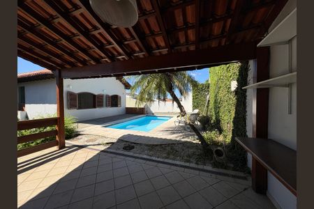 Casa à venda com 341m², 5 quartos e sem vagaChurrasqueira