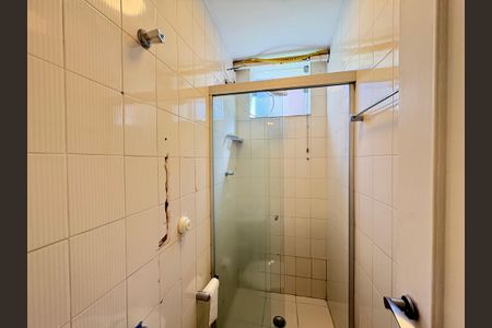 Casa à venda com 341m², 5 quartos e sem vagaBanheiro de serviço