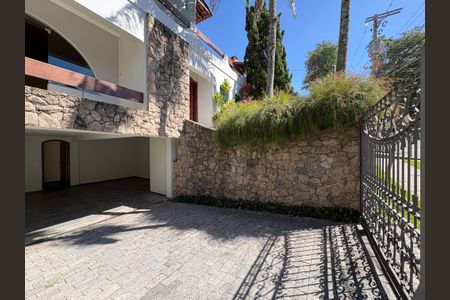 Casa à venda com 341m², 5 quartos e sem vagaGaragem