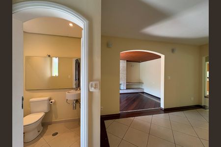 Casa à venda com 341m², 5 quartos e sem vagaEntrada 