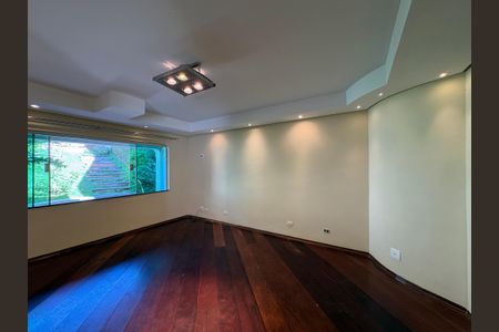 Casa à venda com 341m², 5 quartos e sem vagaSala de Estar