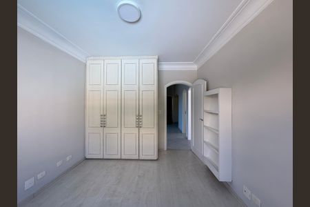 Casa à venda com 341m², 5 quartos e sem vagaQuarto 2