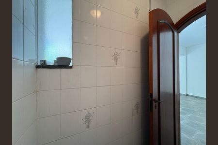 Casa à venda com 341m², 5 quartos e sem vagaLavabo da garagem 