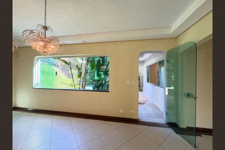 Casa à venda com 341m², 5 quartos e sem vagaSala de Jantar