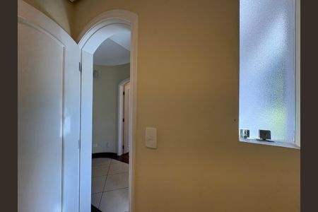 Casa à venda com 341m², 5 quartos e sem vagaBanheiro 1