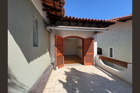 Casa à venda com 341m², 5 quartos e sem vagaVaranda da Suíte Principal 