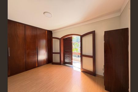 Casa à venda com 341m², 5 quartos e sem vagaSuíte 2