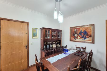 Apartamento à venda com 60m², 2 quartos e 1 vaga Apartamento à venda com 60m², 2 quartos e 1 vagaSala de Jantar