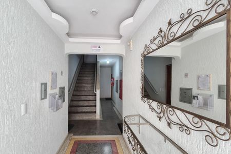 Apartamento à venda com 60m², 2 quartos e 1 vaga Apartamento à venda com 60m², 2 quartos e 1 vagaÁrea comum - hall