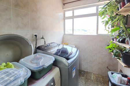 Apartamento à venda com 60m², 2 quartos e 1 vaga Apartamento à venda com 60m², 2 quartos e 1 vagaÁrea de Serviço
