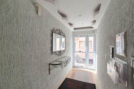 Apartamento à venda com 60m², 2 quartos e 1 vaga Apartamento à venda com 60m², 2 quartos e 1 vagaÁrea comum - hall