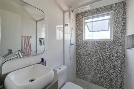 Apartamento à venda com 60m², 2 quartos e 1 vaga Apartamento à venda com 60m², 2 quartos e 1 vagaBanheiro Social