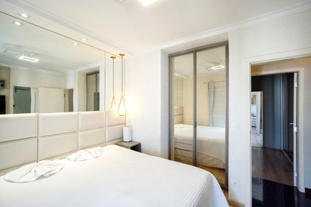 Apartamento para alugar com 215m², 4 quartos e 4 vagasSuíte