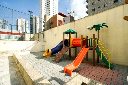 Apartamento para alugar com 215m², 4 quartos e 4 vagasPlayground