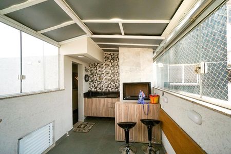 Apartamento para alugar com 215m², 4 quartos e 4 vagasVaranda