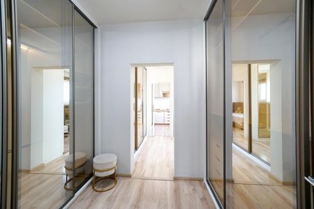 Apartamento para alugar com 215m², 4 quartos e 4 vagasCloset do quarto 03