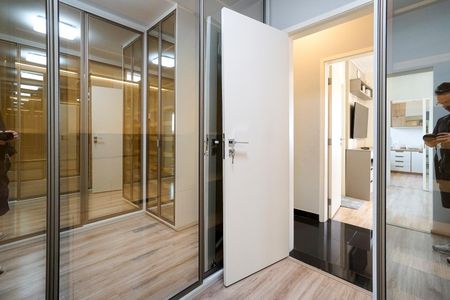 Apartamento para alugar com 215m², 4 quartos e 4 vagasCloset do quarto 03