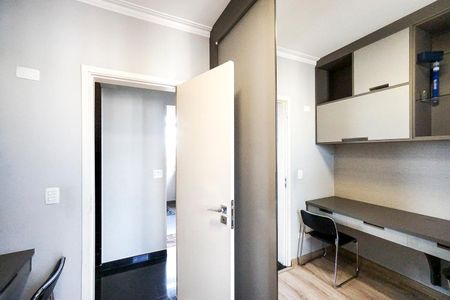 Apartamento para alugar com 215m², 4 quartos e 4 vagasQuarto 01