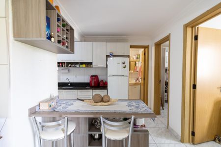 Apartamento à venda com 47m², 2 quartos e 1 vagaCozinha e Área de Serviço