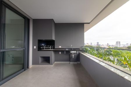 Apartamento à venda com 138m², 3 quartos e 3 vagasVaranda