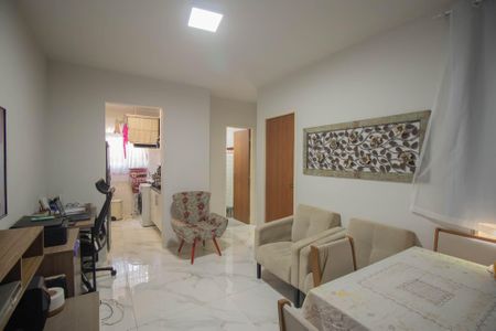 Sala de apartamento para alugar com 2 quartos, 50m² em Arsenal, São Gonçalo