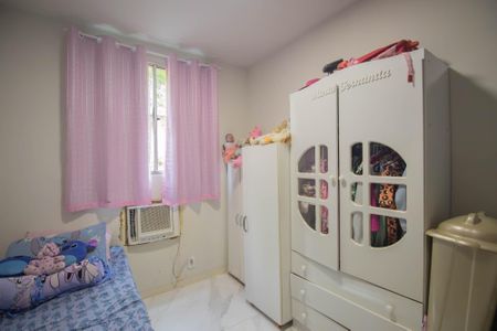 Quarto 1 de apartamento para alugar com 2 quartos, 50m² em Arsenal, São Gonçalo