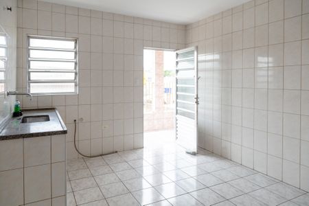 Casa para alugar com 130m², 2 quartos e sem vagaCozinha
