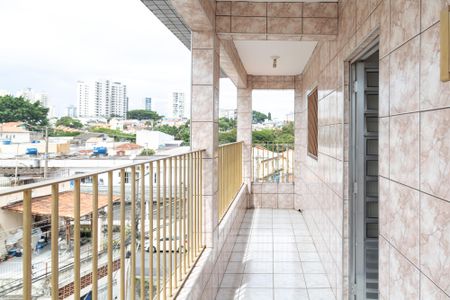 Casa para alugar com 130m², 2 quartos e sem vagaVaranda