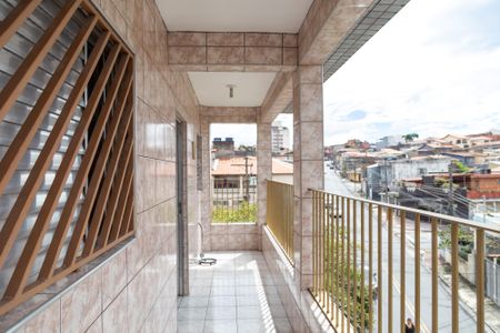 Casa para alugar com 130m², 2 quartos e sem vagaVaranda