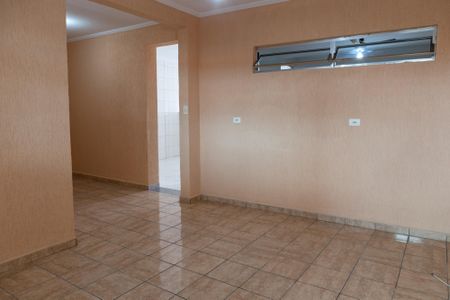 Casa para alugar com 130m², 2 quartos e sem vagaSala